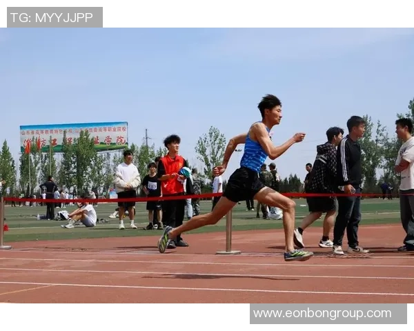 田径赛事体育展现:多维人物、服务实质与文明提高